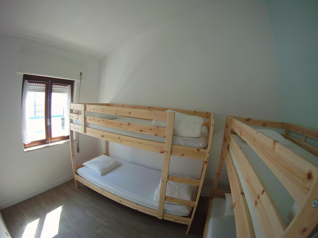Ahoy Porto Covo Hostel Ruang foto